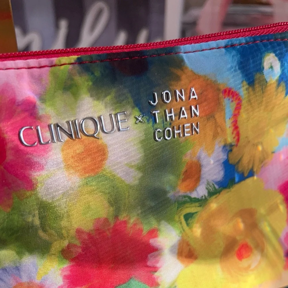 Clinique Jonathan Cohen NWOT Floral Cosmetic Bag